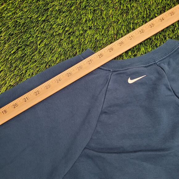 NIKE Cropped Sweatshirt Womens Large 20x17 Blue Dri-Fit - Picture 3 of 13